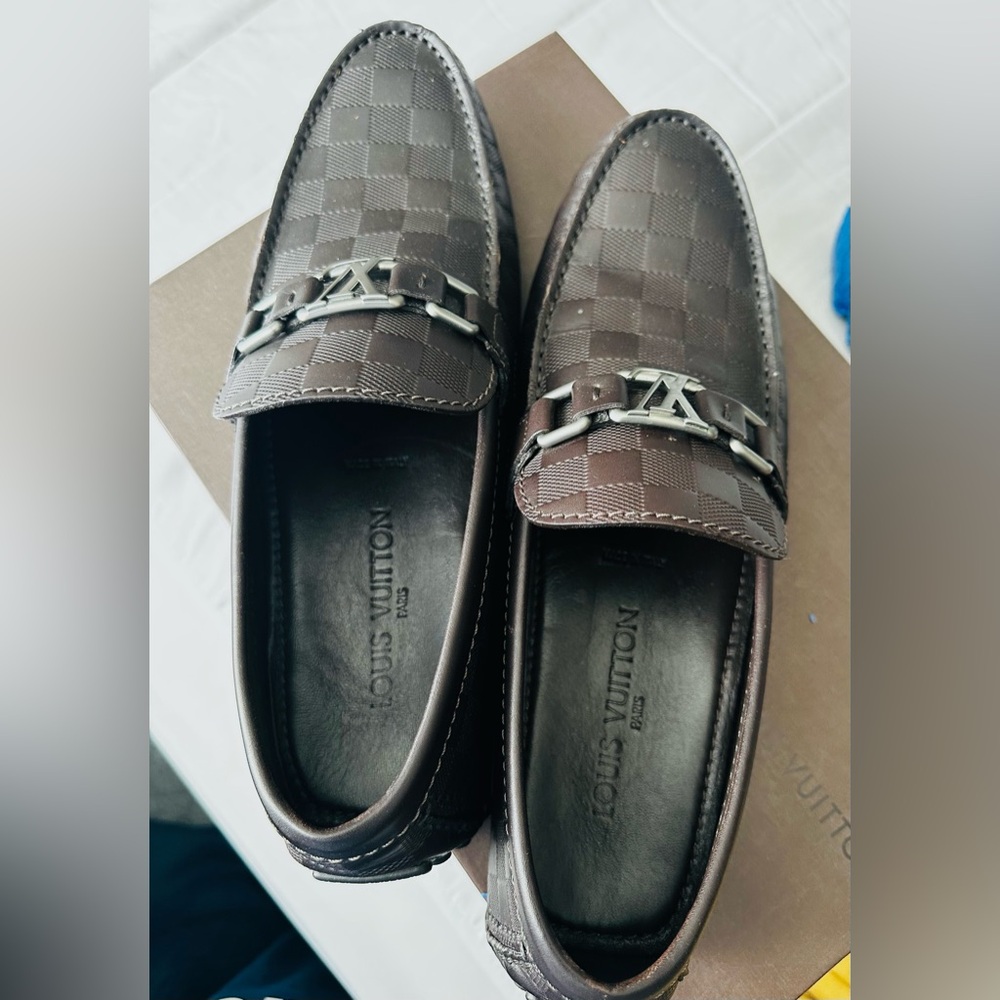 LOUIS VUITTON men loafers